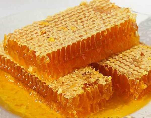 Мёд в сотах